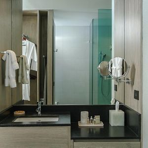 King Room Mountain View